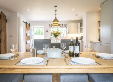 Courtyard Cottage Dining Table